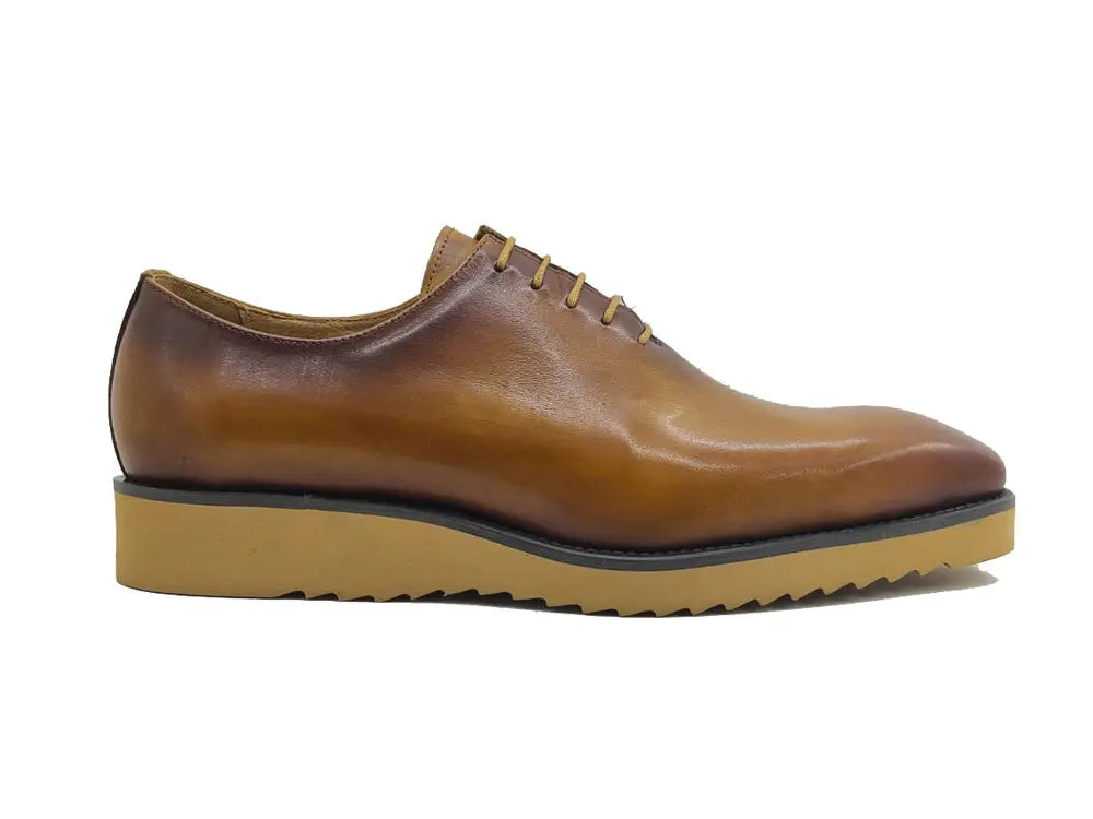 Signature Wholecut Oxford With Lightweight Sole - 9