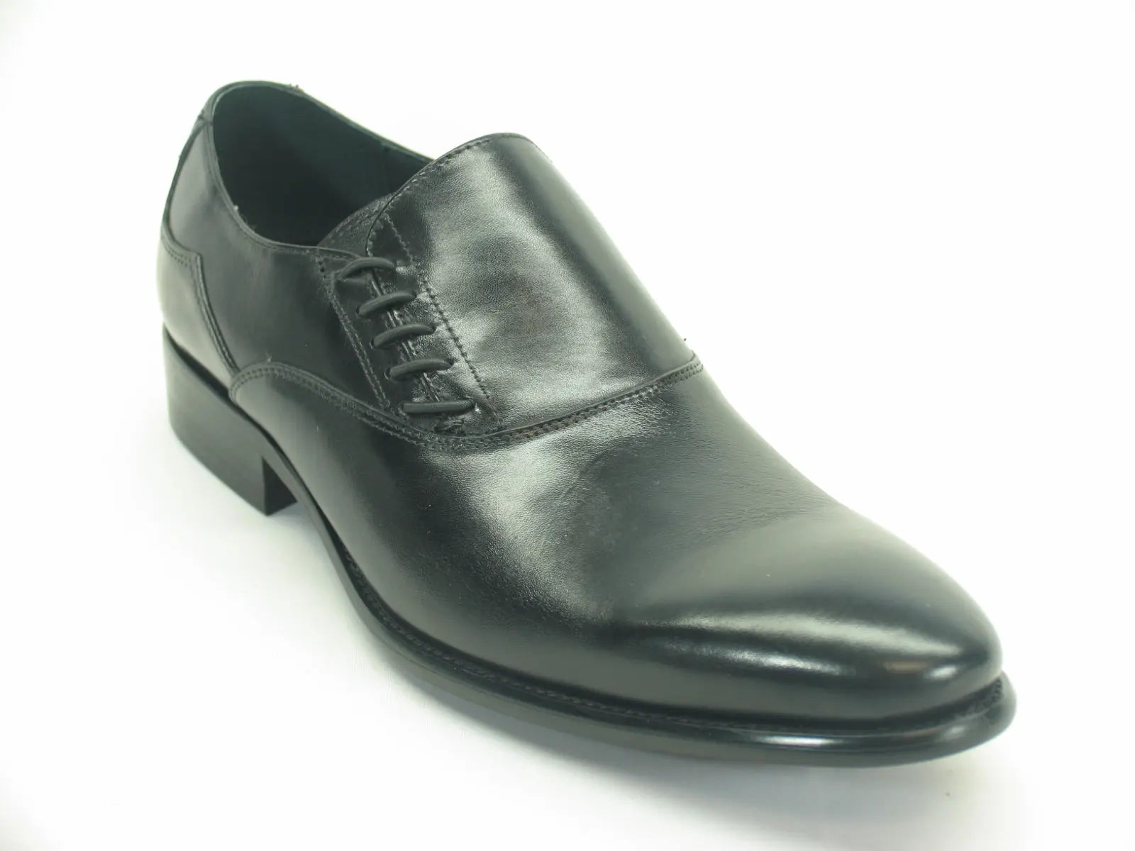 Carrucci Slip-on Loafer With Decorative Lace - 8.5