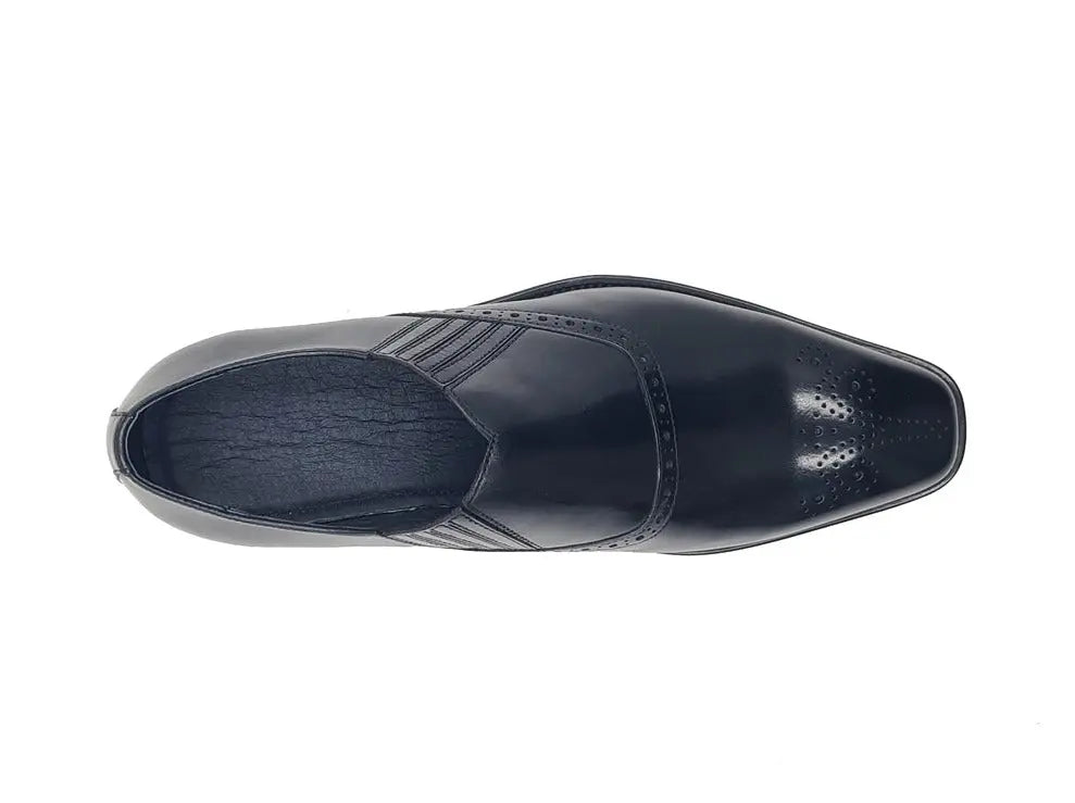 Slip-on Loafer with medallion - 13
