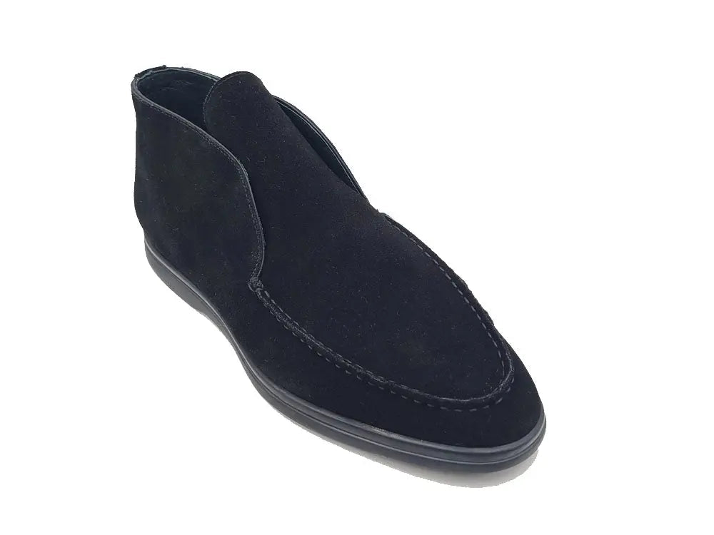 Carrucci Soft Suede Comfort Loafer - 8