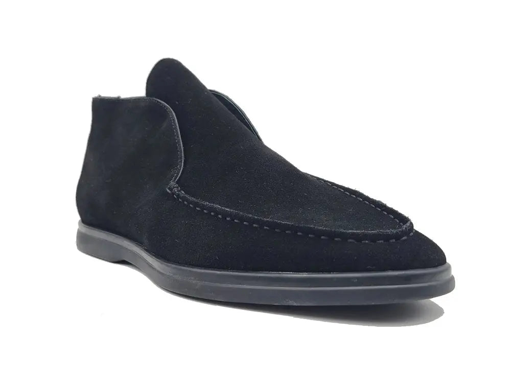 Carrucci Soft Suede Comfort Loafer - 8