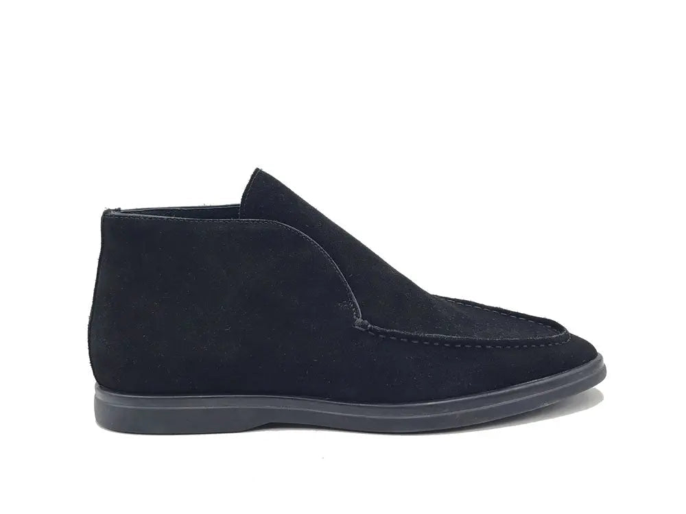 Carrucci Soft Suede Comfort Loafer - 8