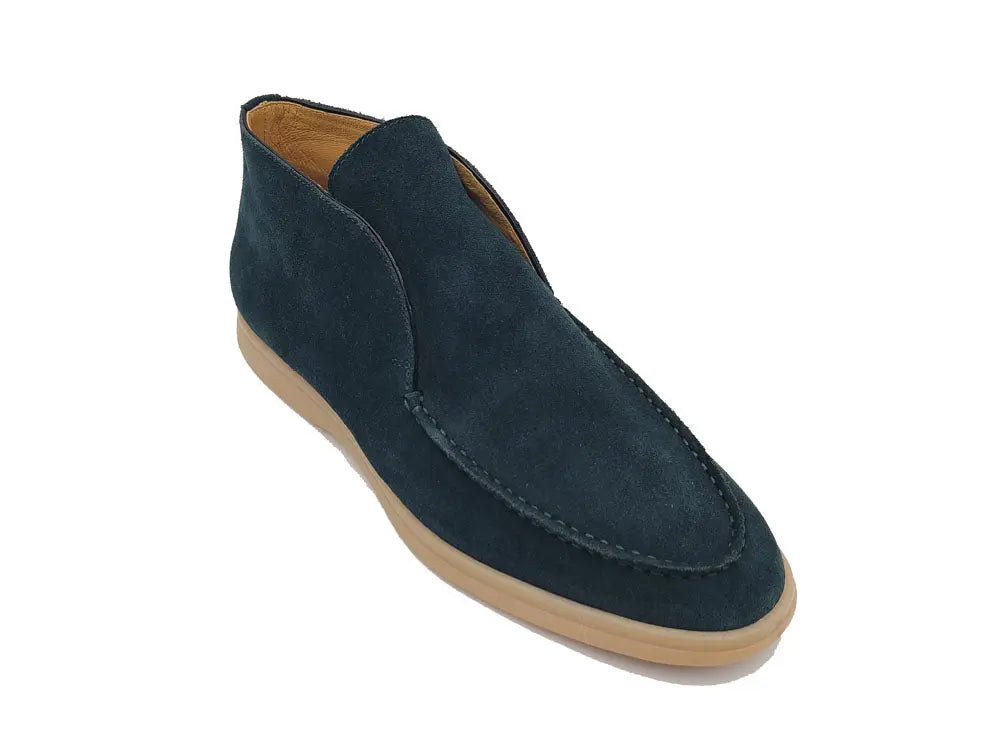 Carrucci Soft Suede Comfort Loafer - 8