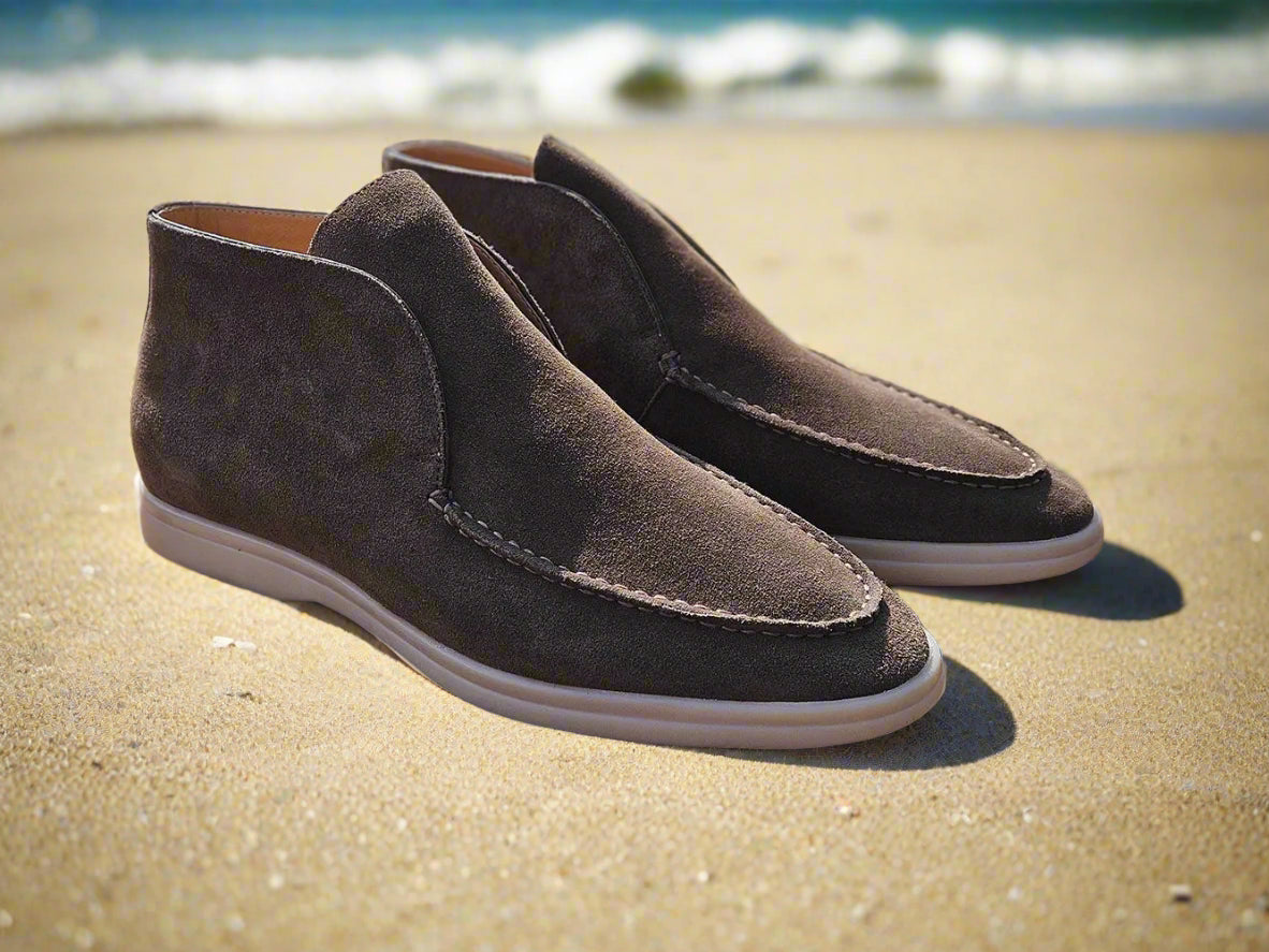 Carrucci Soft Suede Comfort Loafer - 8