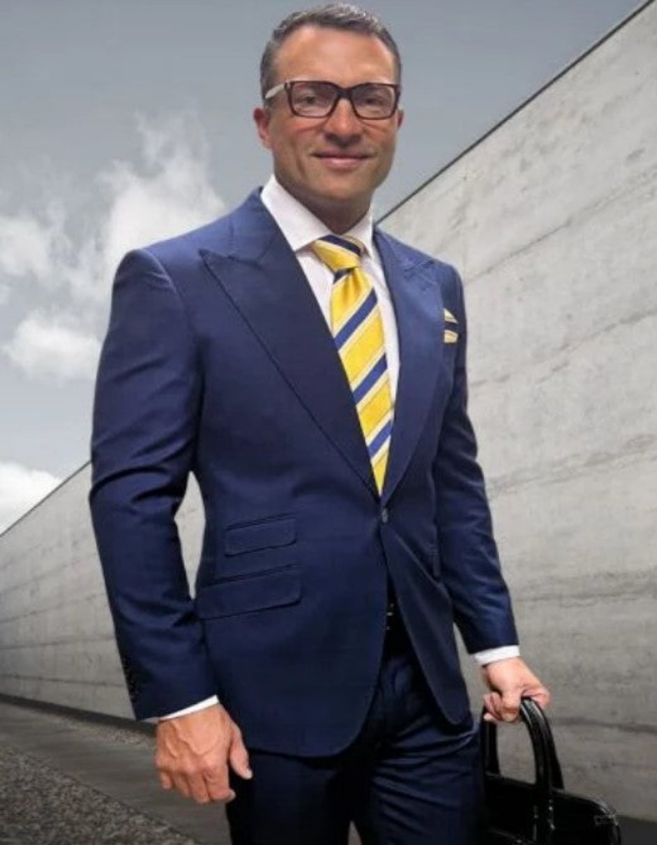 Statement Suits - Wool Suits - Peak Lapel Suits - Ticket Pocket - Modern Fit - Blue Suit - Coat Size 38