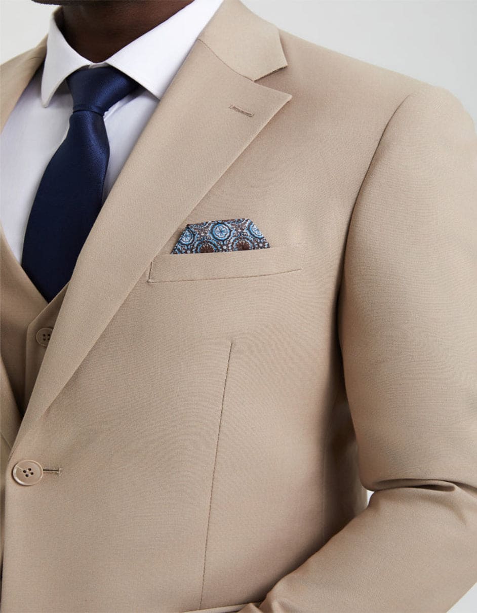 Men's Two Button Vested Stacy Adams Basic Designer Tan Suit - Coat Size 38
