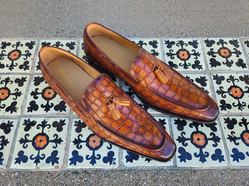 Tassel Loafer With Gator Print - 7.5