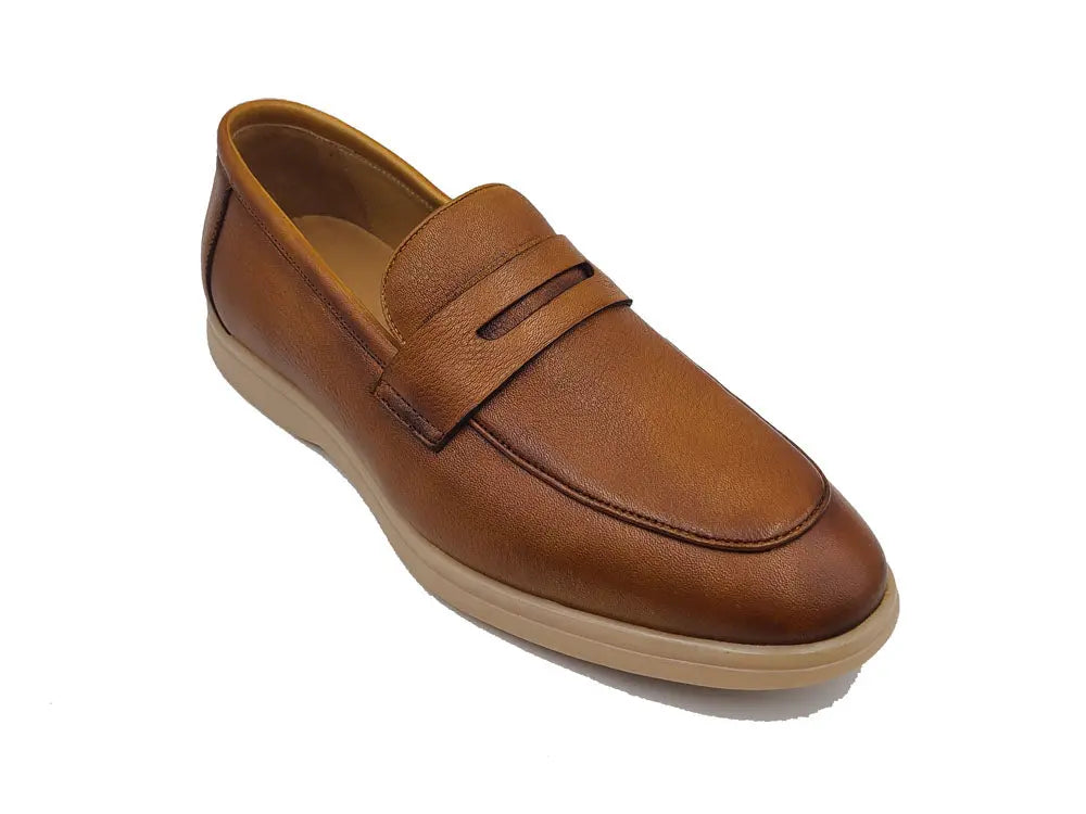 Tumble Calfskin Penny Loafer - 8.5