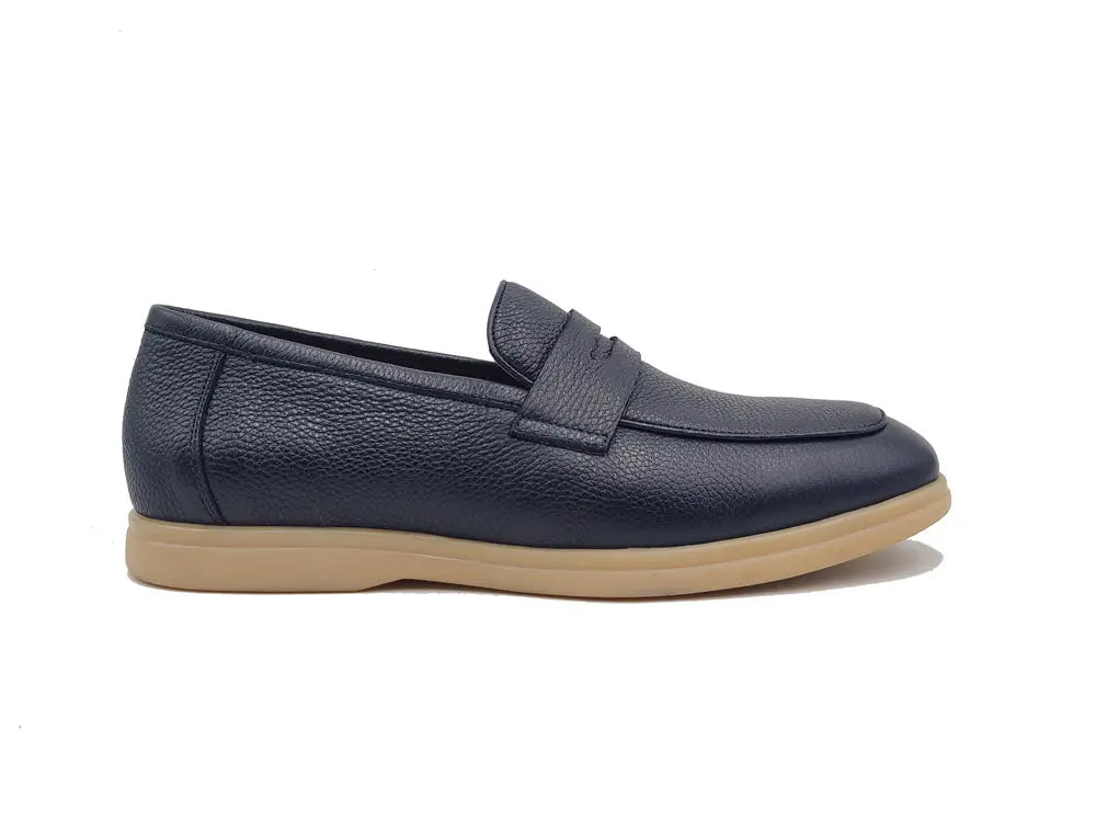 Tumble Calfskin Penny Loafer - 8.5