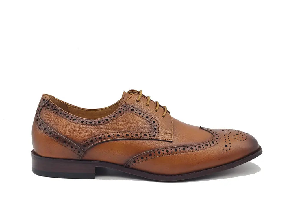 Tumbled Leather Blucher style Oxford with Flex Sole - 8.5