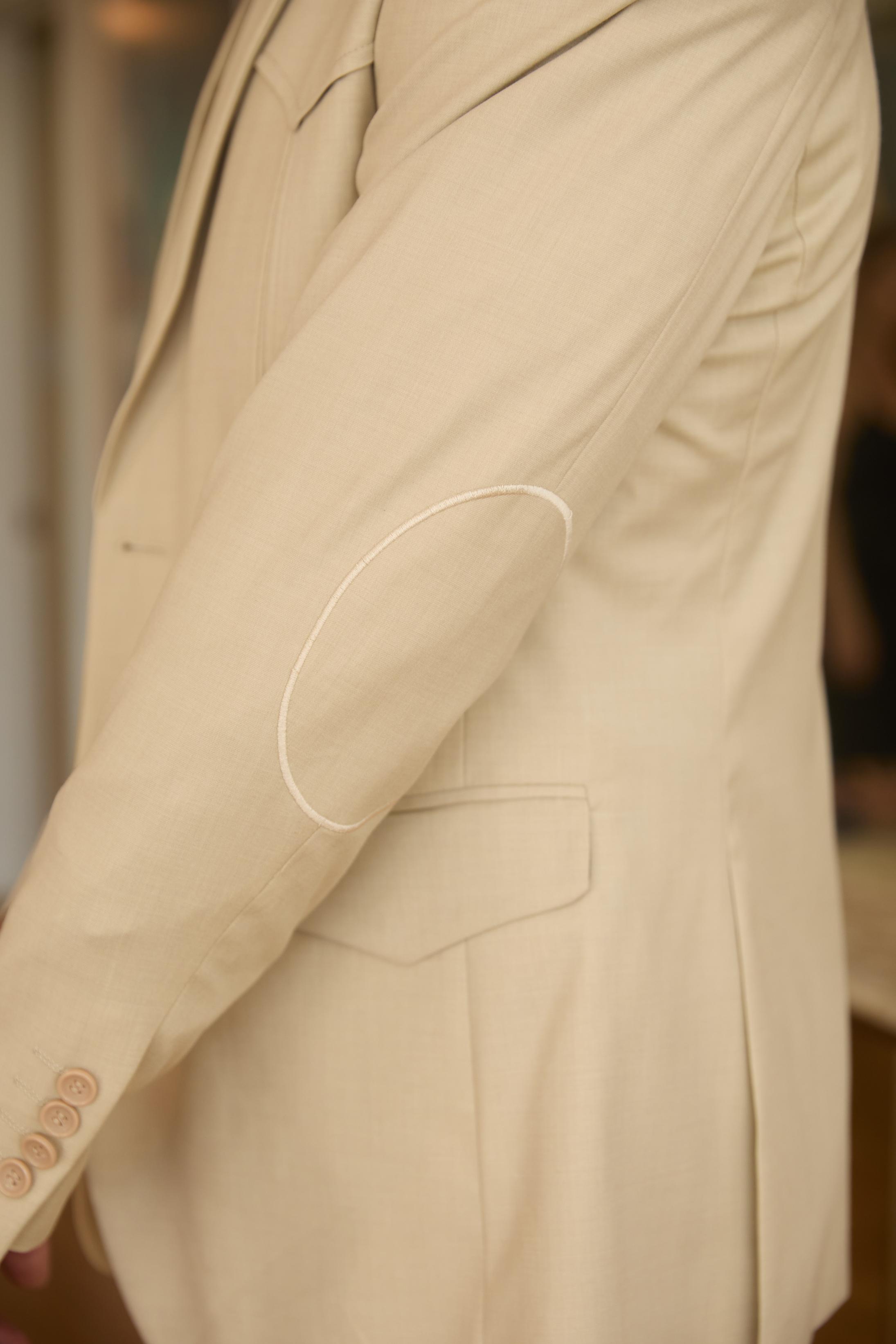 Men’s Beige Western Sport Coat Suit with Suede Elbow Patches - S