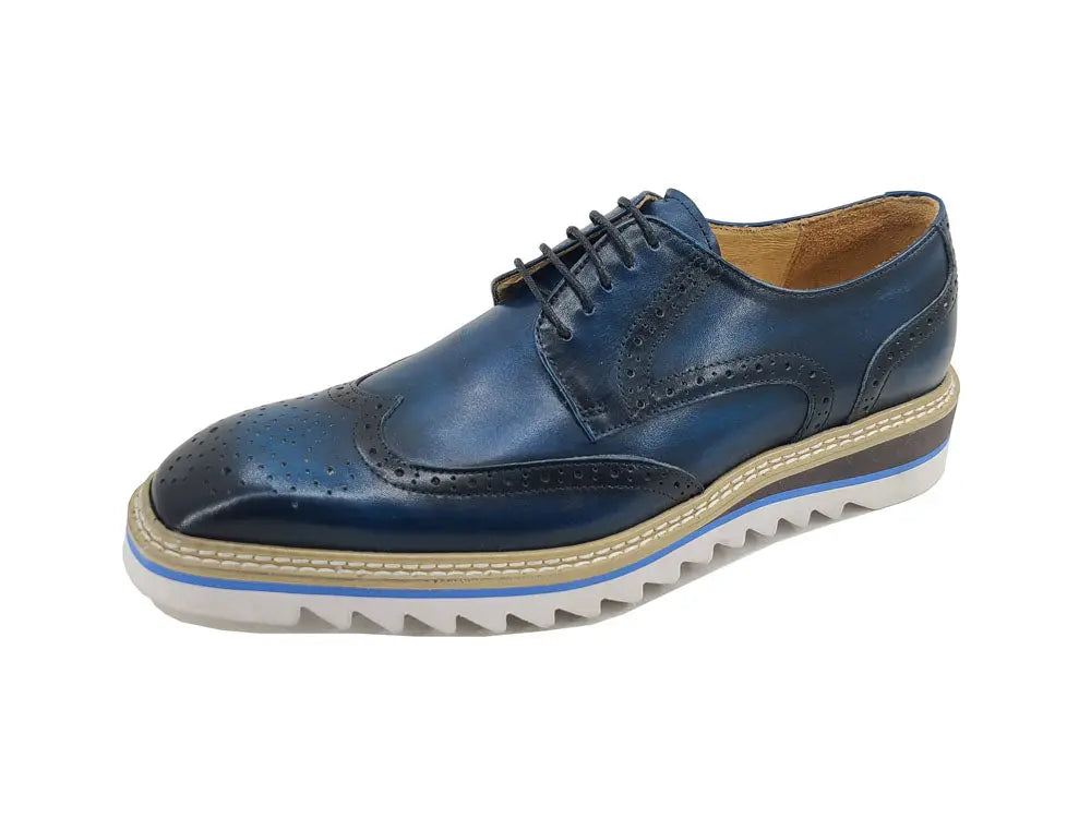 Wing-tip Blucher style Oxford with ligtweight sole - 7.5