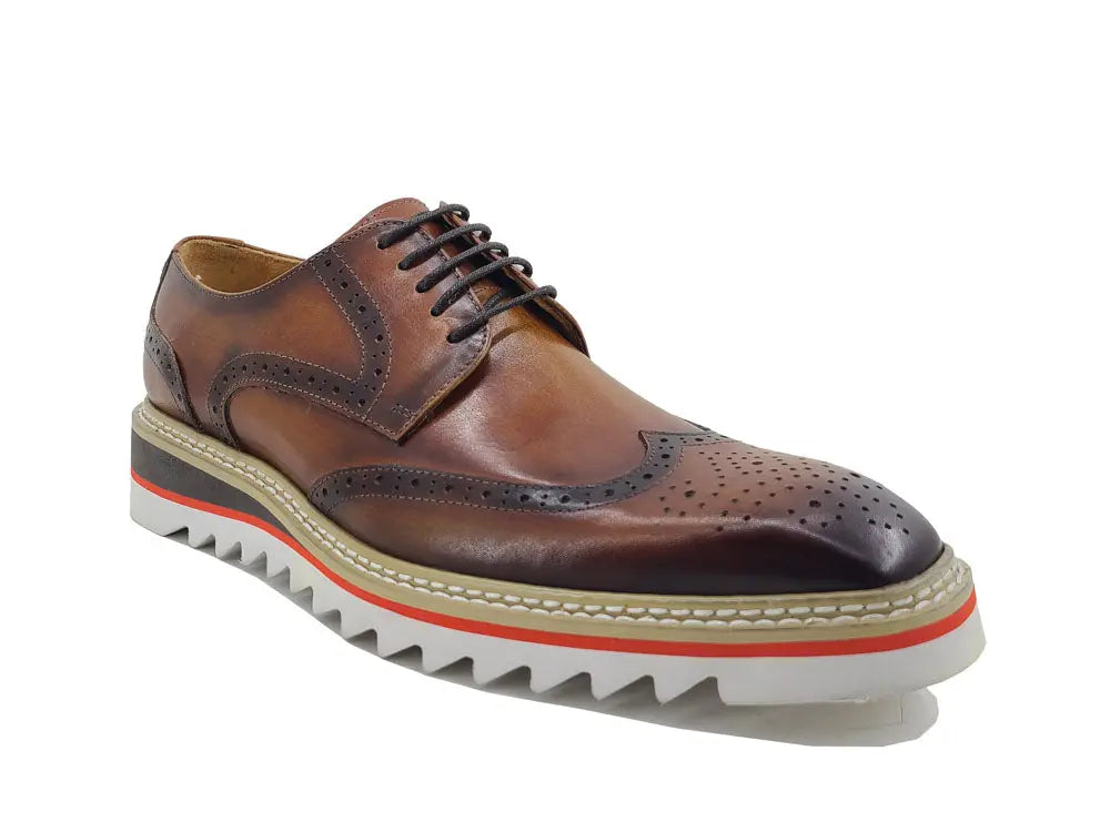 Wing-tip Blucher style Oxford with ligtweight sole - 7.5