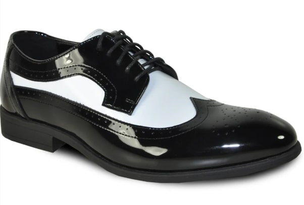 Giorgio Venturi Wingtip Leather Dress Shoes - 6 Standard / D / Medium