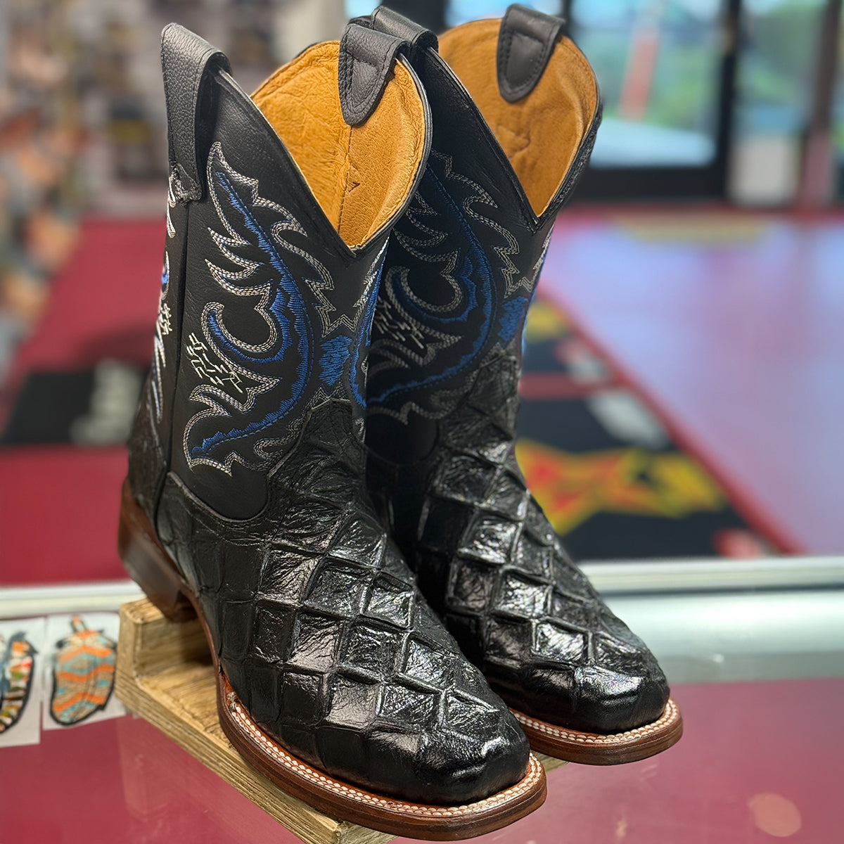 Pirarucu Fish Print Boots Square Toe - Brown