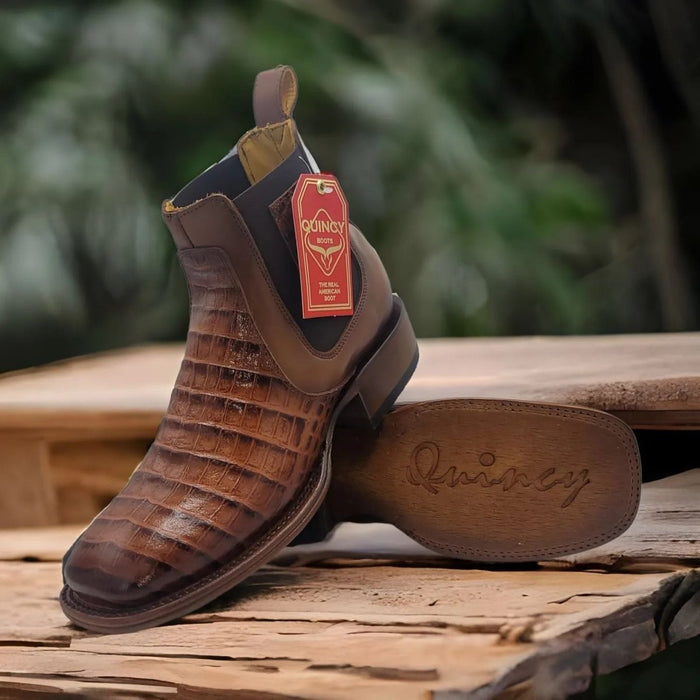 Botin de Cocodrilo Grabado Nuca con Punta Cuadrada Color Cognac - 6