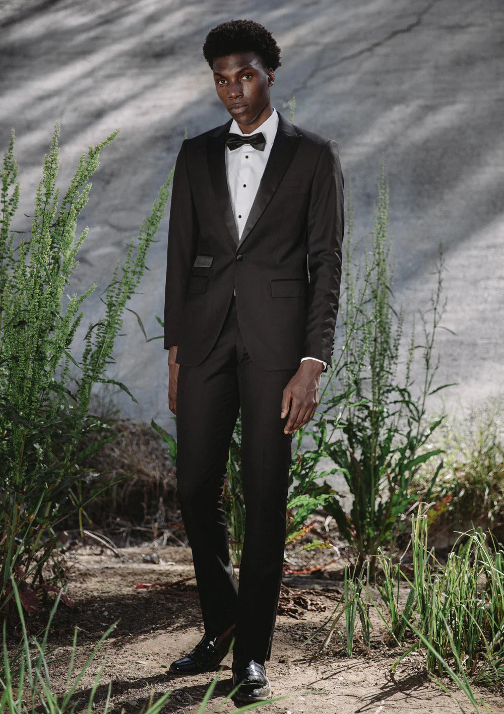 Black Peak Lapel Ticket Pocket Tuxedo - 34 Short or Extra Small