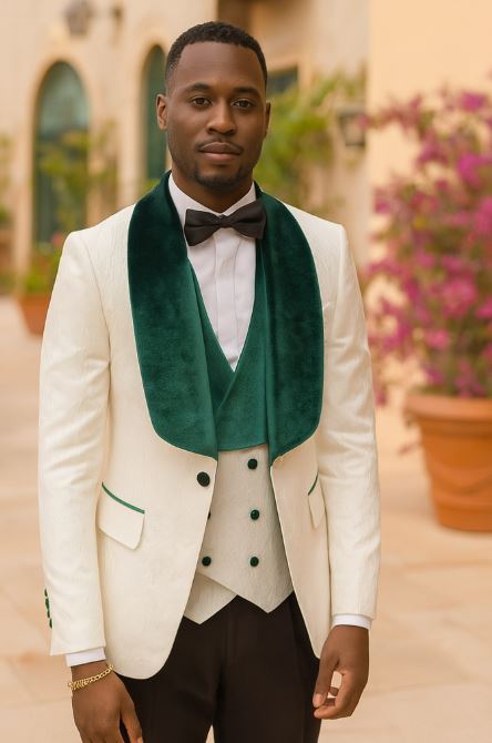 Ivory and Hunter Green Tuxedo Dinner Jacket Wide Velvet Groom Tuxedo Jacket - Prom 2026 Blazer
