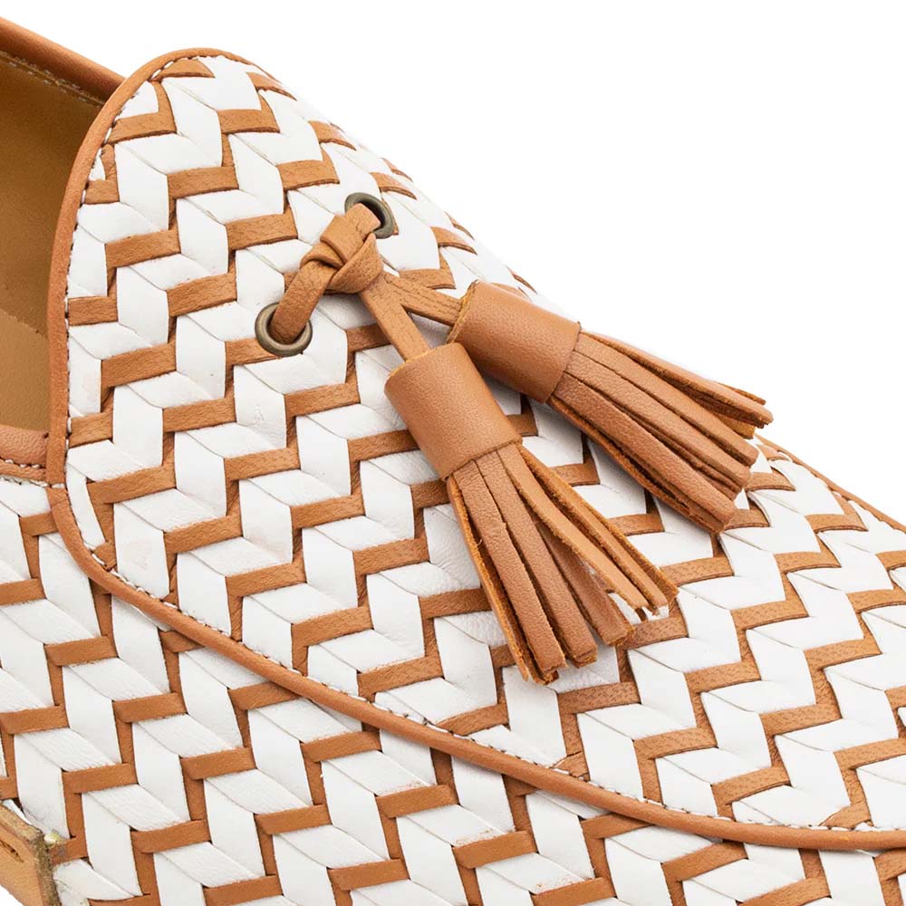 Mezlan Sants Woven Two-Tone Tassel Loafer Bone / Camel (21537) - Medium