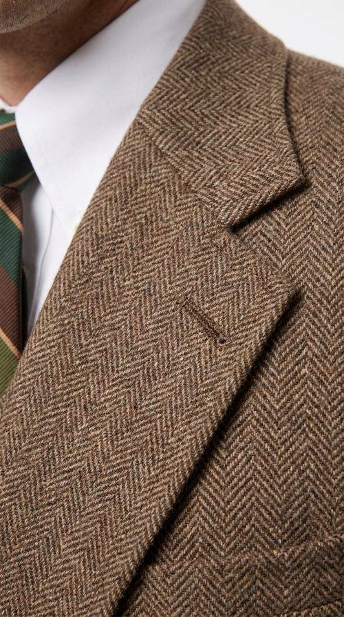 Men’s Light Brown Great Gatsby Tweed Herringbone Vested Suit, Tobey Maguire Inspired 1920s Formal Outfit