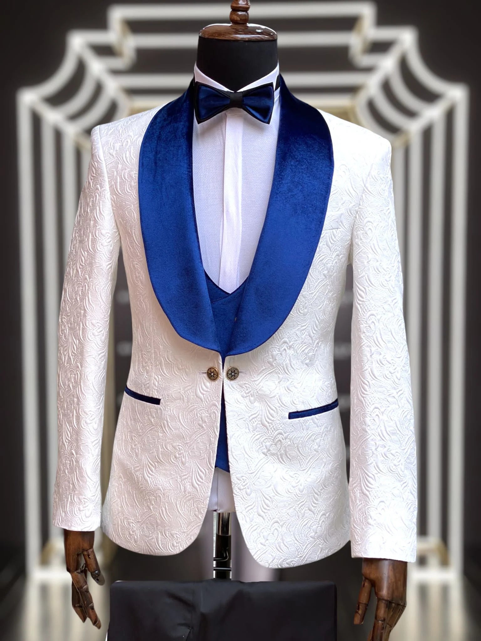 Marco Lorenzo Premium Paisley Blue Velvet 4pc Suit W/ Matching Bowtie