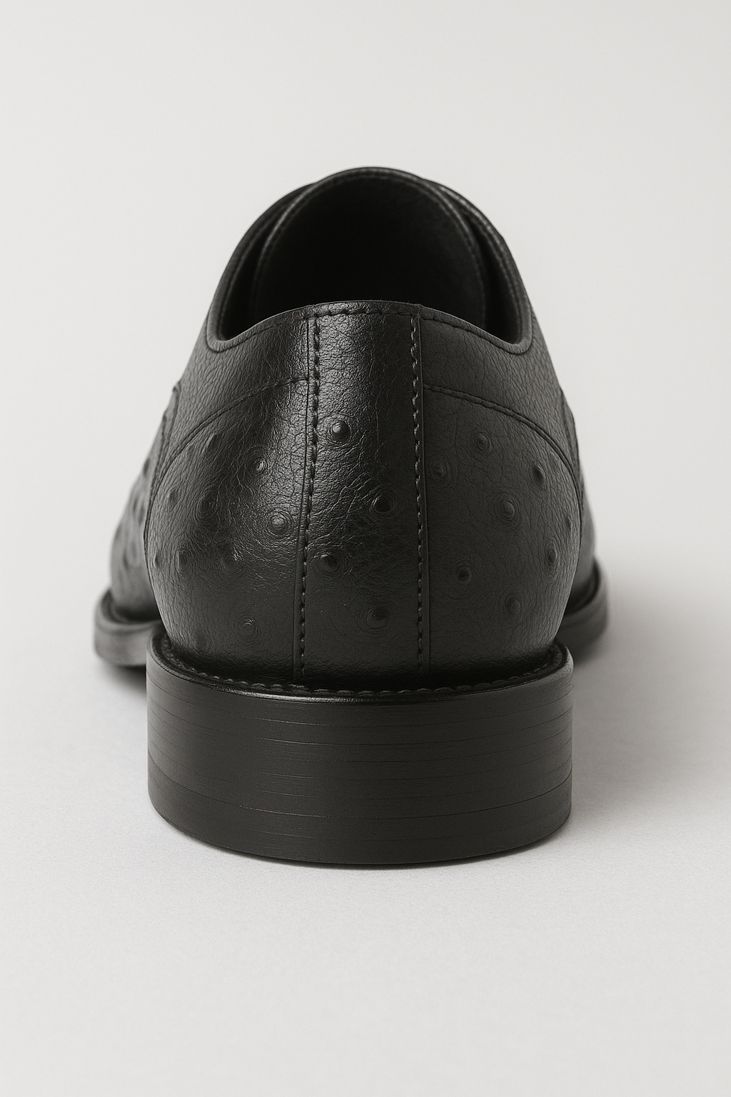 Mens Carrucci Ostrich Embossed Leather Wingtip Dress Shoe in Oxblood - 8