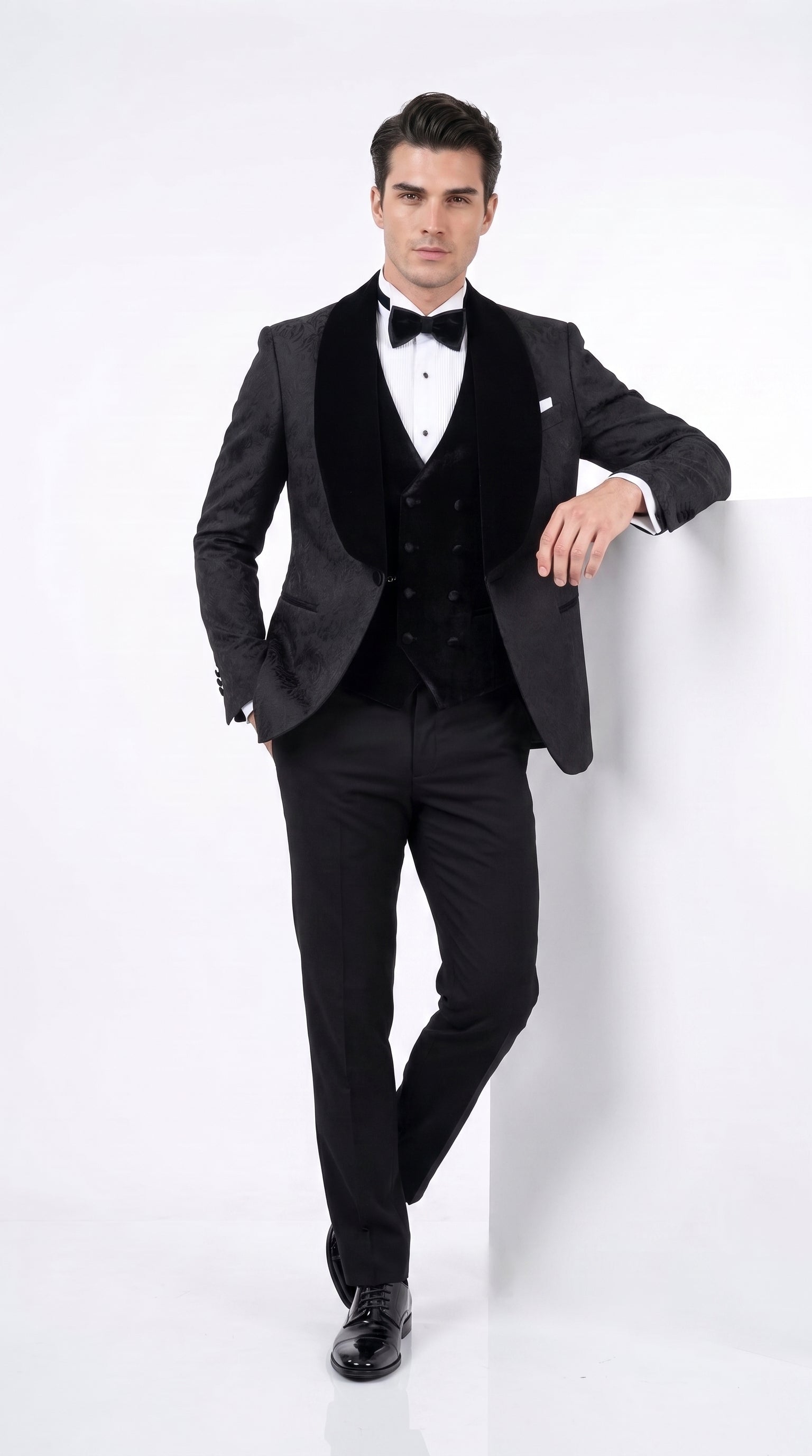Men’s Black With Velvet collar 3 Piece Tuxedo Suit – Floral Jacquard Dinner Jacket with  Vest and Bowtie - 34 Short or Extra Small