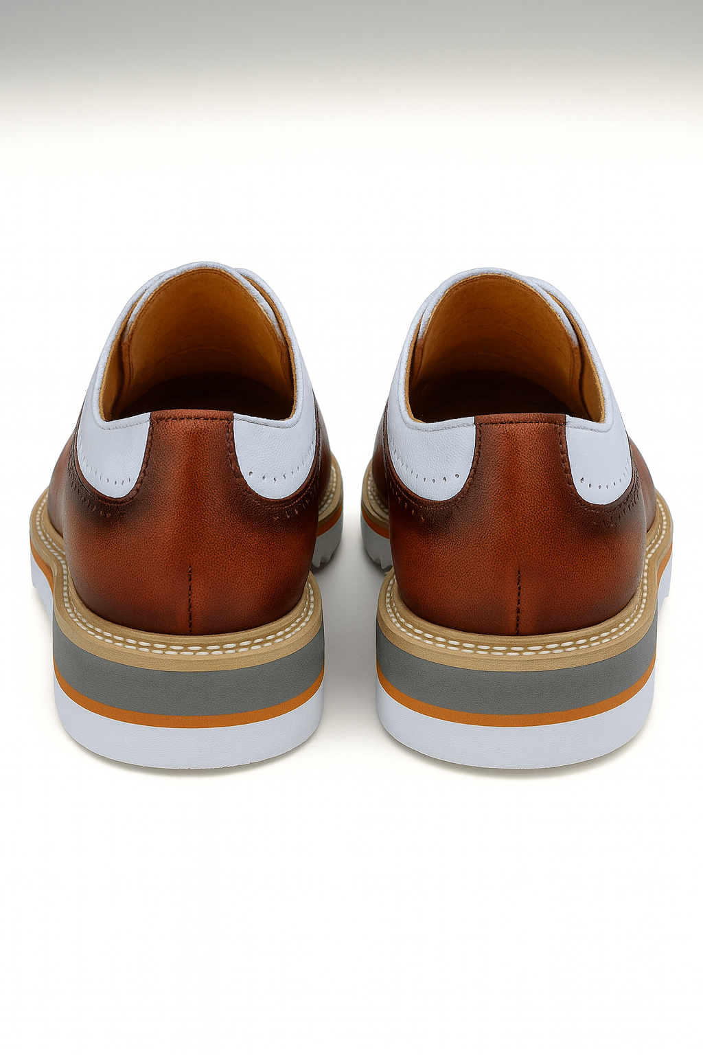Carrucci Stylish Two-Tone Brogue Oxford - 8.5