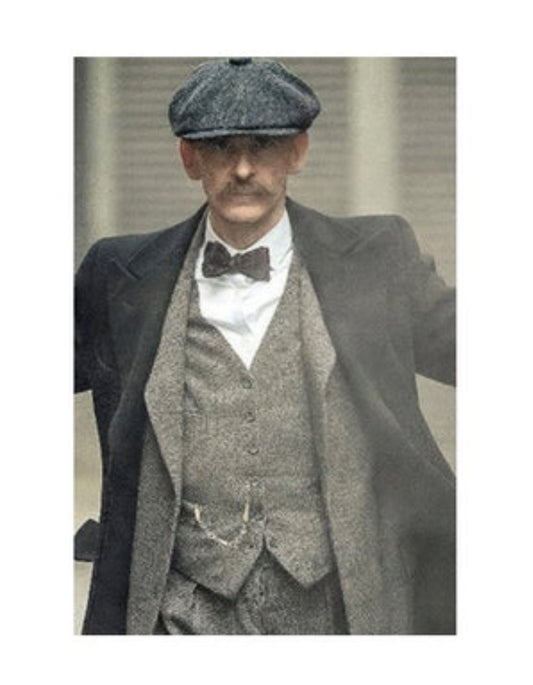 Mens Peaky Blinders Costume - peaky blinder outfit - Include peaky blinder actor cap Arthur Shelby Vested Grey Suit with Black Overcoat & Hat