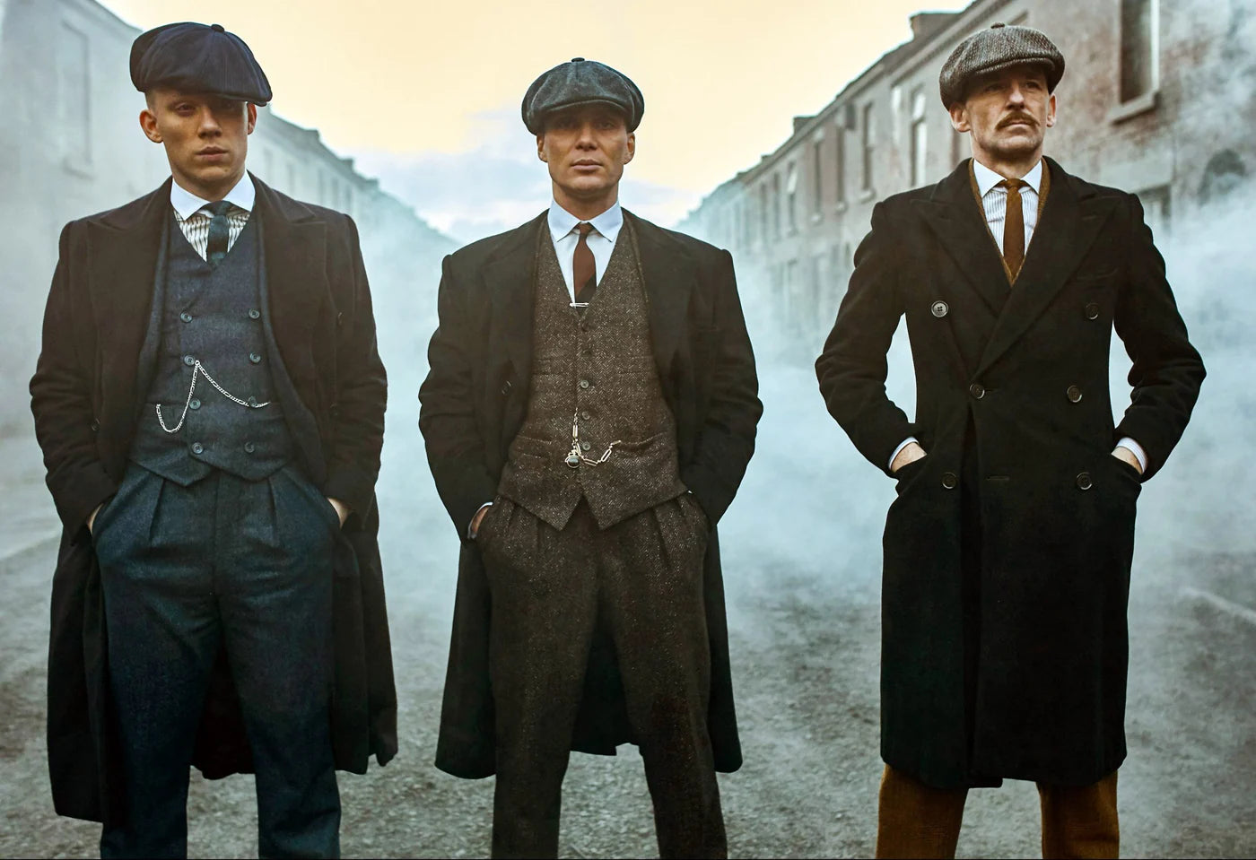 Mens Peaky Blinders Costume peaky blinder outfit - Include peaky blinder actor cap Thomas Shelby Black Vested Suit & Black Overcoat (Random Color Combo)