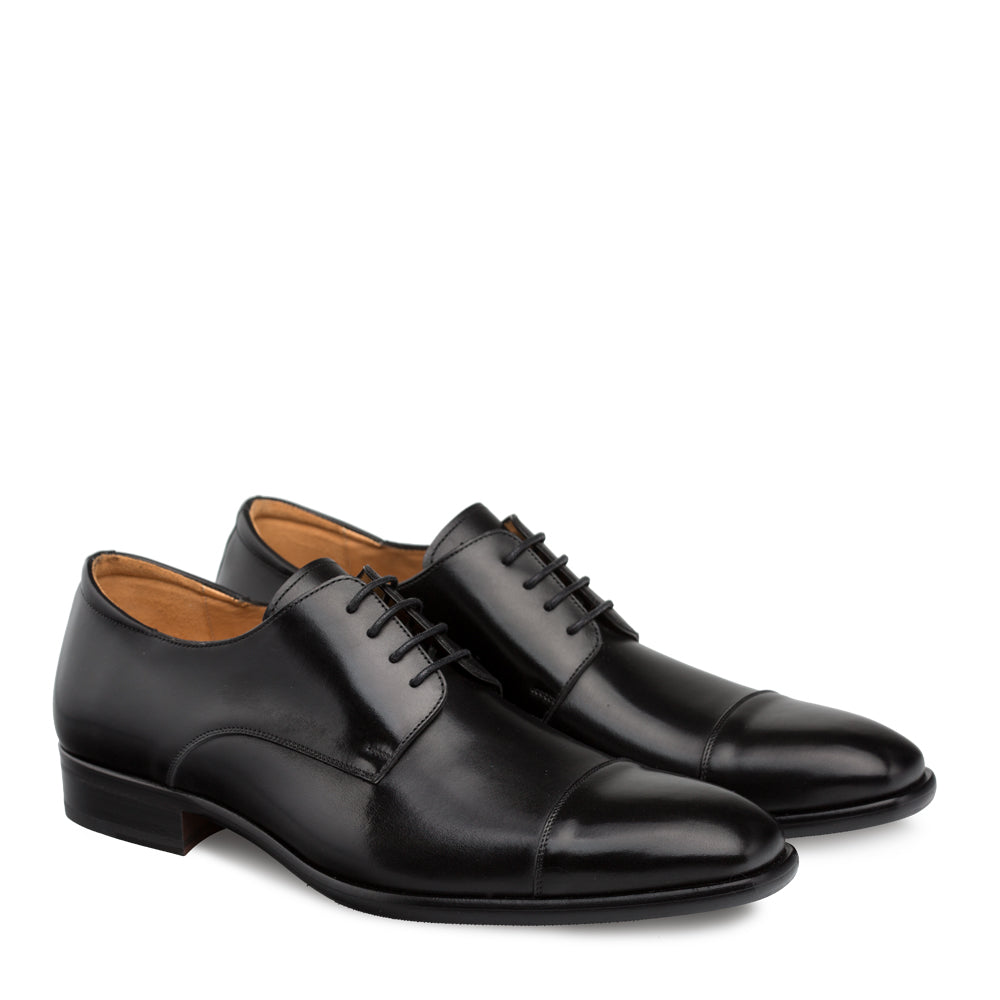 Mens Mezlan Republic Calfskin Cap Toe Blucher Dress Shoe in Black - 7