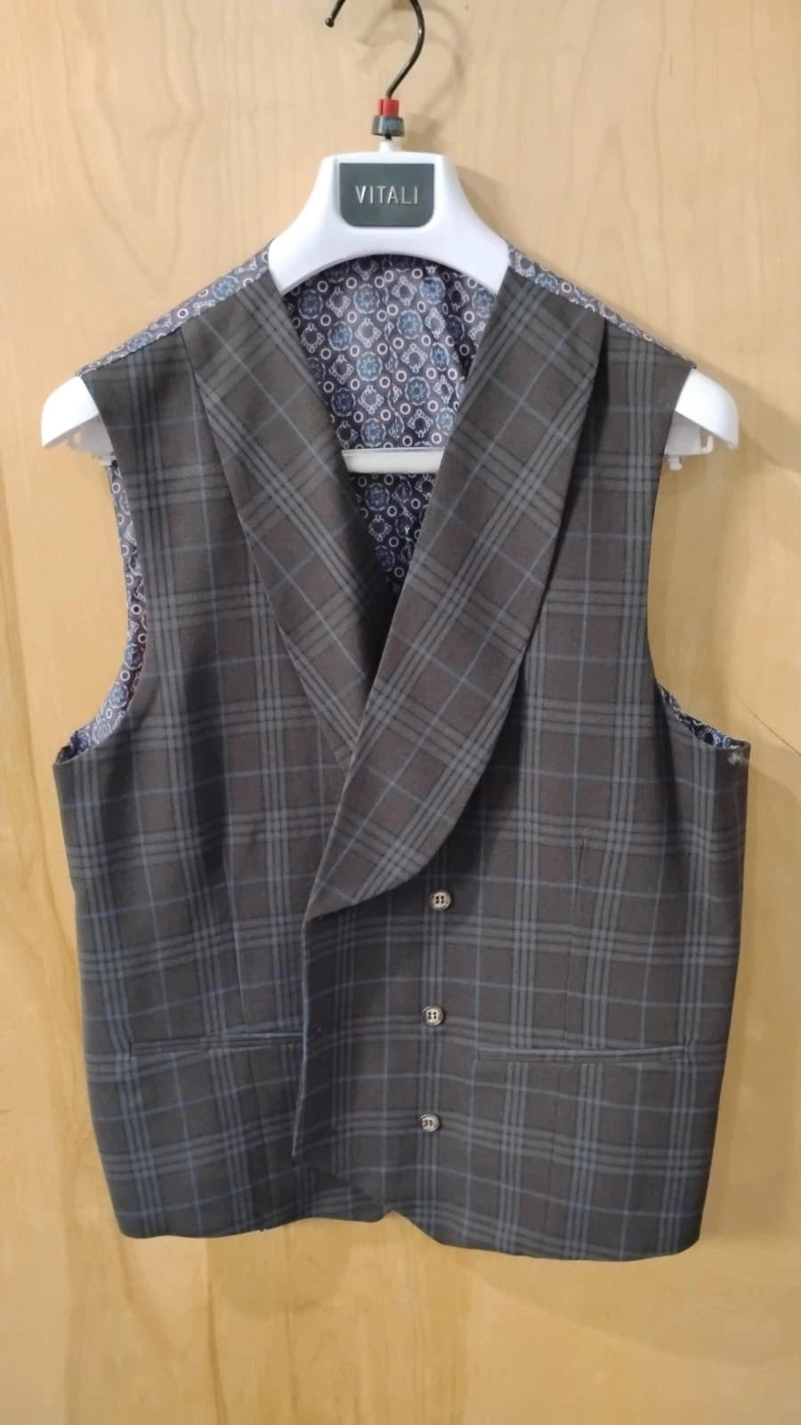 Vitali Men’s Brown Grey with blue Check 3 Piece Suit – Classic Plaid Formal Suit Set with Blazer, Vest & Trousers, Business Wedding Party Wear for Men Modern Fit - 34 Short or Extra Small