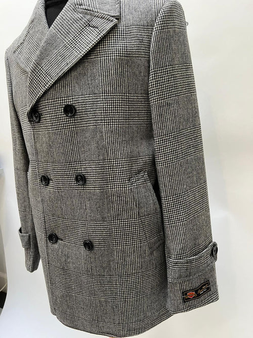 Mens Grey Plaid Double-Breasted Overcoat with Black Faux Fur Collar Classic Winter Peacoat