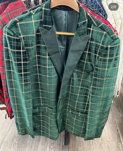 Men’s Green and Gold Plaid Christmas Holiday Blazer – Classic Check Party Jacket for New Year, Wedding and Festive New Year event - 36 Short