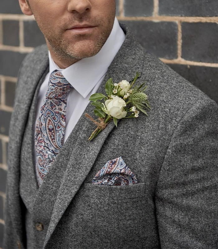 Men’s Peaky Blinder Light Grey Tweed Suit with Vest – Classic Three Piece Formal Suit, Vintage Wedding Business Outfit - 34 Short or Extra Small