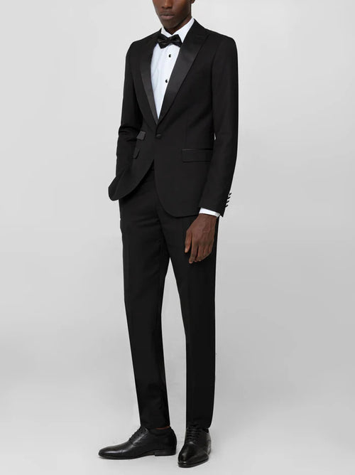 Black Peak Lapel Ticket Pocket Tuxedo
