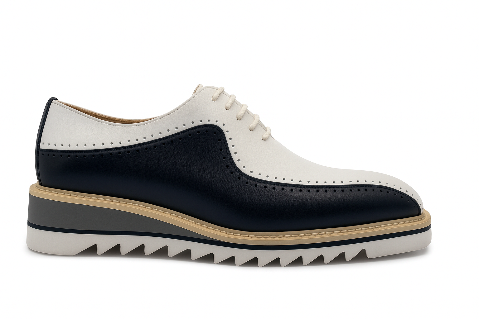 Carrucci Stylish Two-Tone Brogue Oxford - 8.5