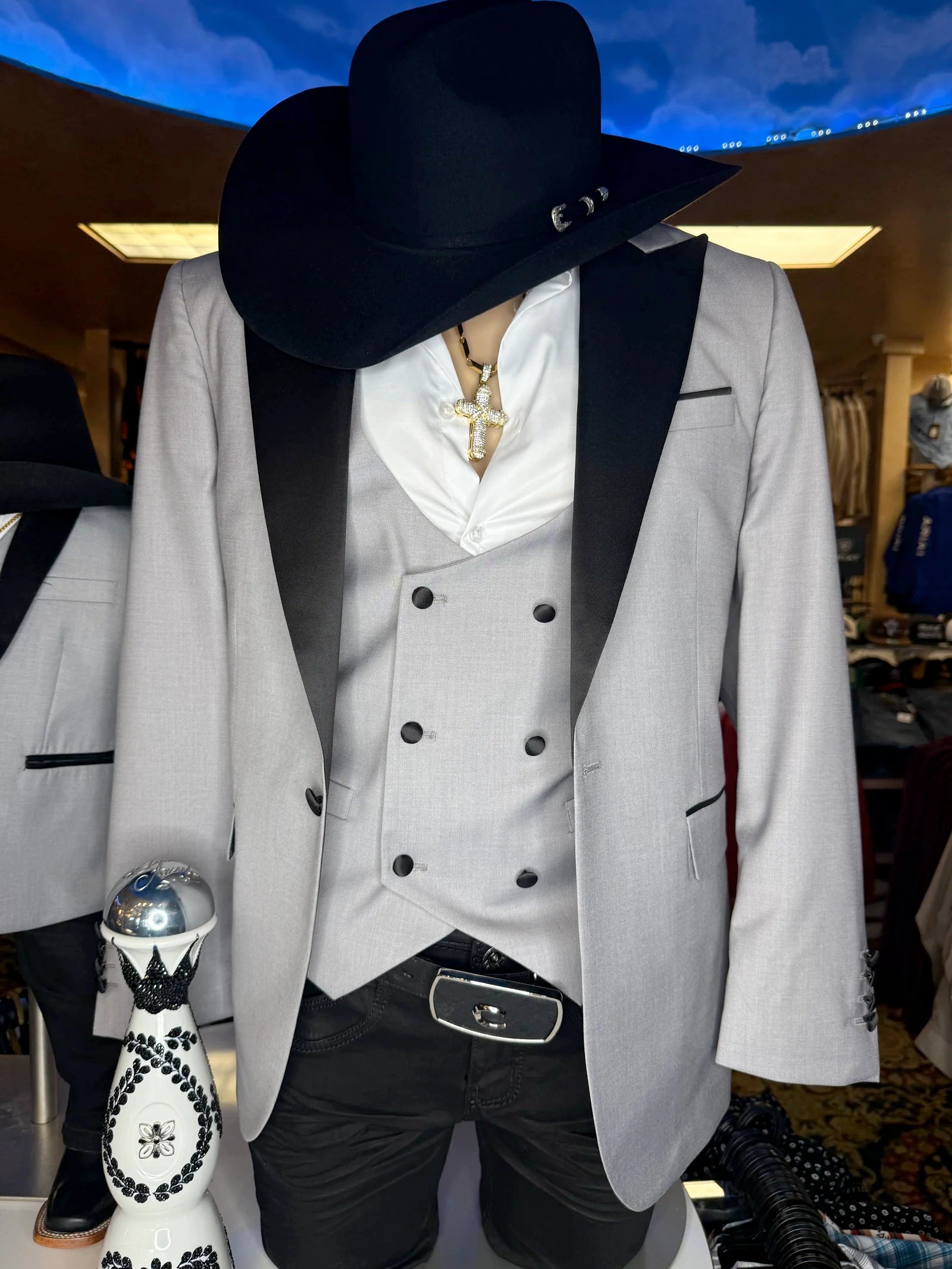 Men’s Light Gray Cowboy Tuxedo with Black Satin Lapel – Western Formal Suit with Double Breasted Vest - 34 Short or Extra Small